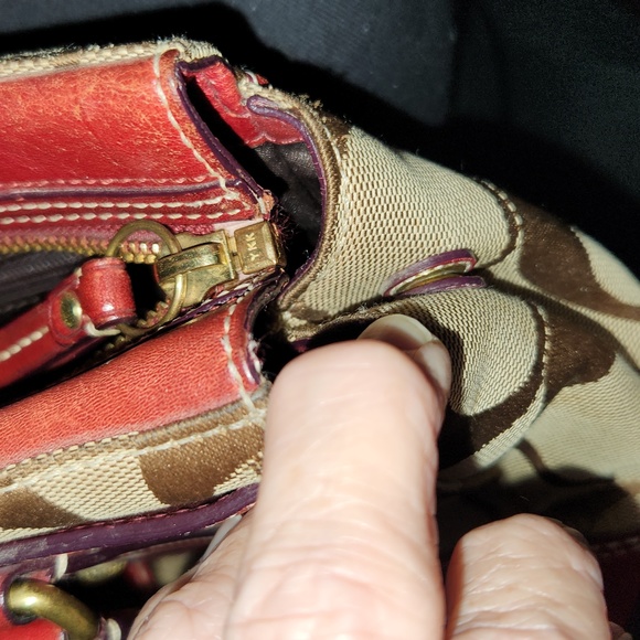 Vintage Coach purse - Picture 10 of 12